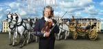 Andre Rieu at Vienna Schonbrun

[keywords]portret, Posed, horses[/keywords]